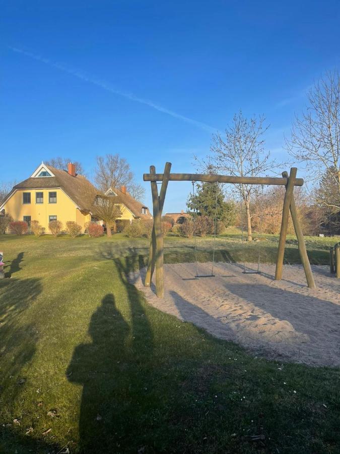 Reetdachhaus Hasel 2 Villa Poseritz Exteriör bild